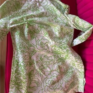 Only worn once great shirt for dressing up or down.